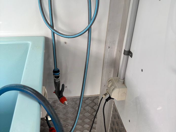 mobile-dog-grooming-business-5