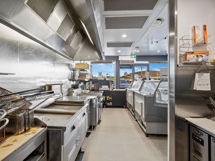 booval-seafood-prime-location-high-performing-takeaway-shop-5