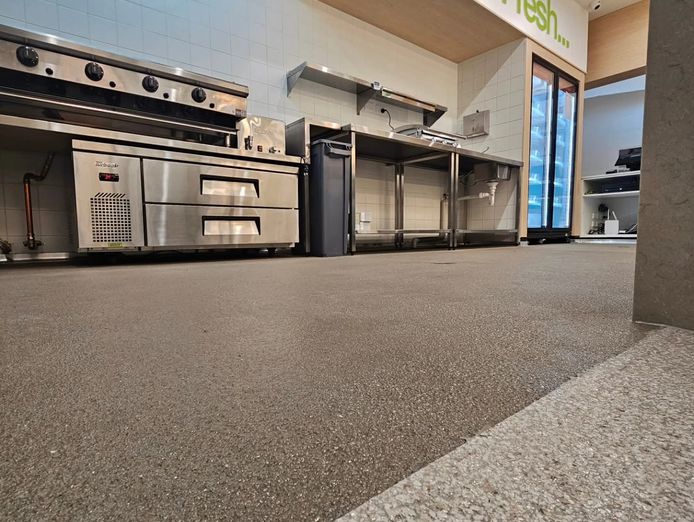 lewrap-expands-to-ashfield-exclusive-offer-zero-franchise-fees-6