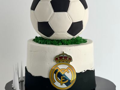jk-cake-designs-renowned-boutique-cake-studio-3