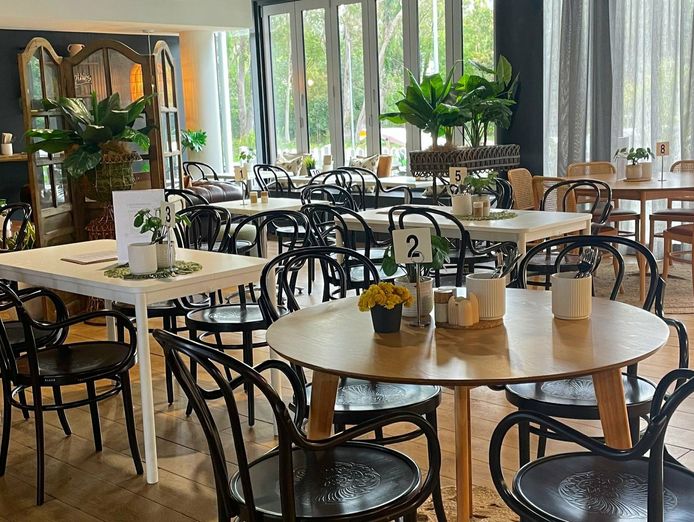 whole-foods-cafe-amp-catering-with-growth-potential-0