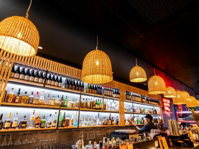 for-sale-kin-pan-asian-kitchen-and-bar-stunning-licensed-restaurant-in-burlei-2