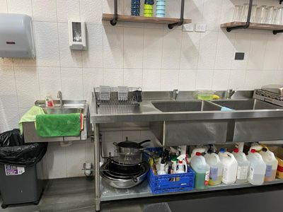 turnkey-takeaway-business-for-sale-fully-equipped-with-lease-in-place-6