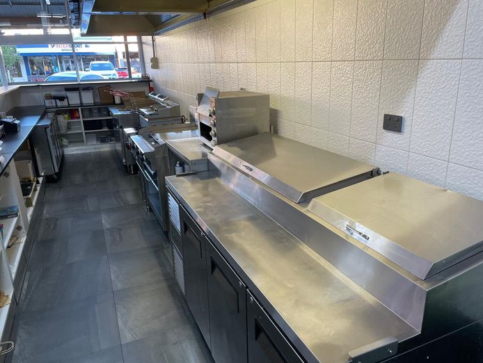 turnkey-takeaway-business-for-sale-fully-equipped-with-lease-in-place-7