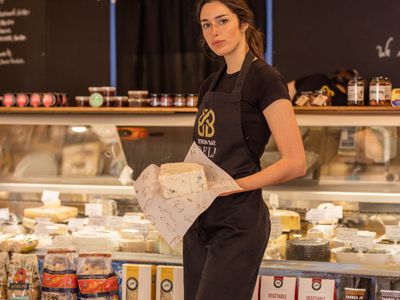 business-for-sale-established-byron-bay-deli-cafe-0