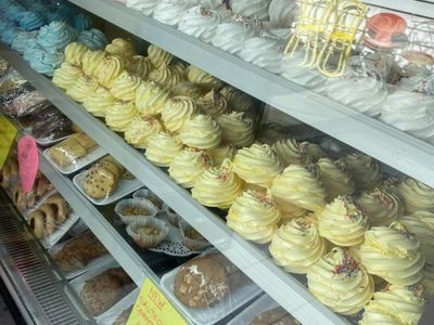 bakery-patisserie-business-online-markets-shopfront-gold-coast-south-0