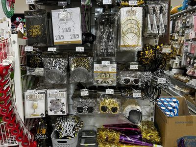 profitable-discount-store-in-high-traffic-location-0