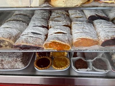 bakery-patisserie-business-online-markets-shopfront-gold-coast-south-2