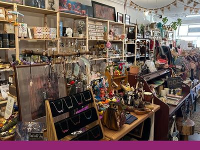 giftware-collective-shop-in-dandenongs-0