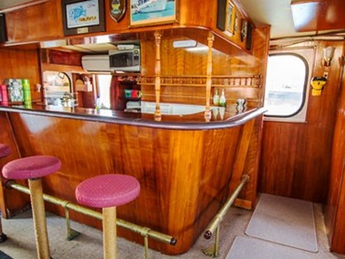 mothership-fishing-charter-business-7