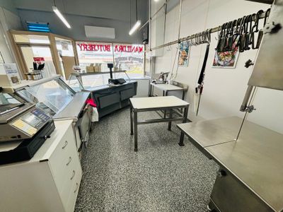 thriving-butcher-shop-in-central-west-120-000-wiwo-1