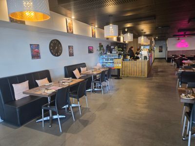waterfront-restaurant-fully-equipped-price-reduced-70k-3