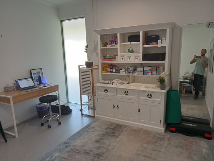 physiotherapy-clinic-2