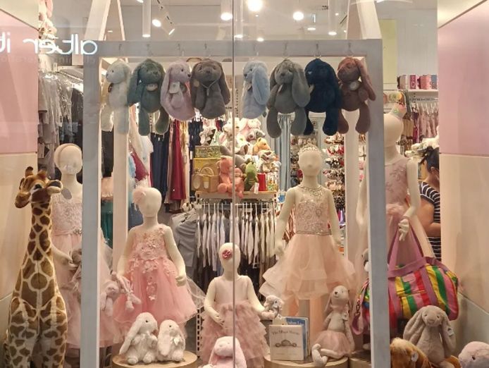 childrens-boutique-prime-location-0