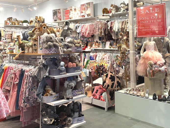 childrens-boutique-prime-location-1