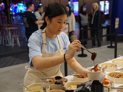 yovie-frozen-yogurt-matcha-franchise-century-city-walk-glen-waverley-vic-8