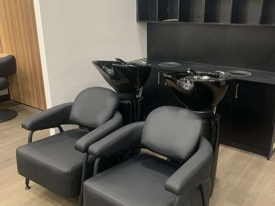 ft-hair-beauty-salon-barbers-sale-asap-charlestown-square-1