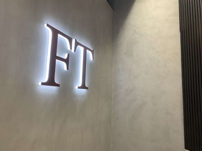 ft-hair-beauty-salon-barbers-sale-asap-charlestown-square-4