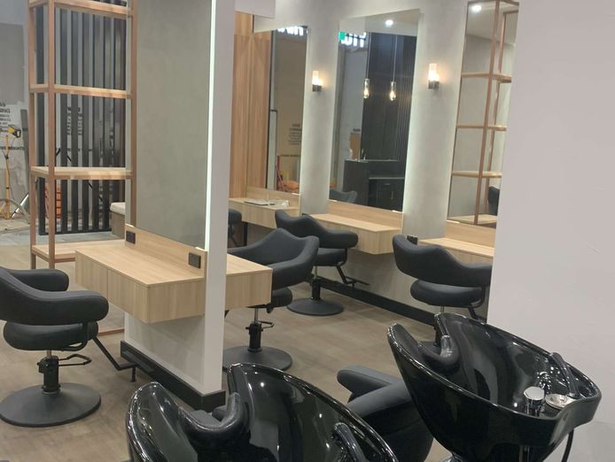 ft-hair-beauty-salon-barbers-sale-asap-charlestown-square-2