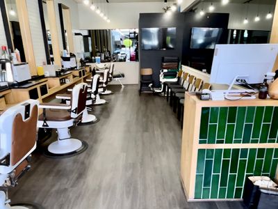 barbershop-for-sale-prime-high-traffic-location-0