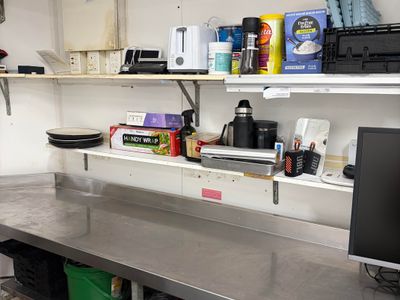 fully-equipped-restaurant-for-sale-prime-warwick-location-3