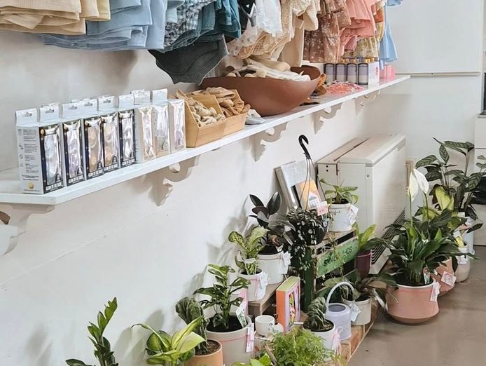 thriving-florist-shop-in-charming-country-town-3