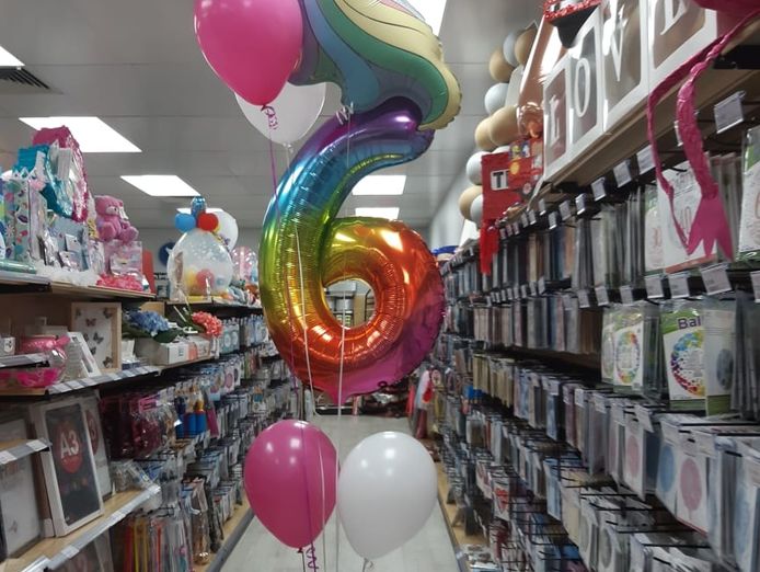 party-supplies-and-gifts-shop-0
