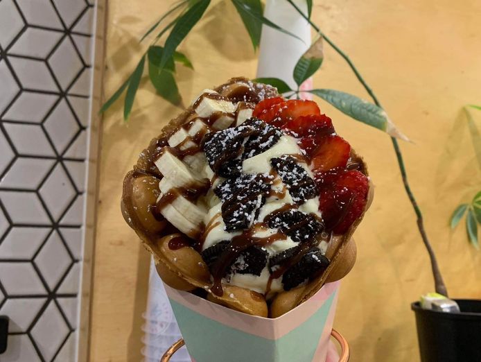 trendy-profitable-dessert-bubble-tea-shop-prime-tourist-location-1