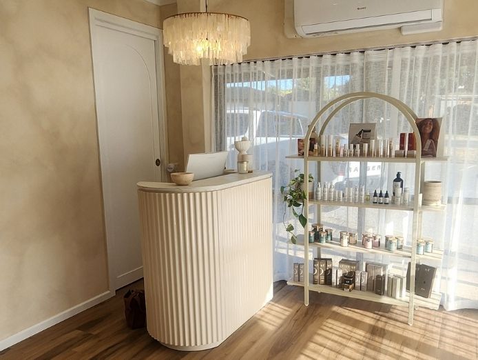 turnkey-beauty-skin-clinic-over-100k-fit-out-growth-potential-sublet-income-0