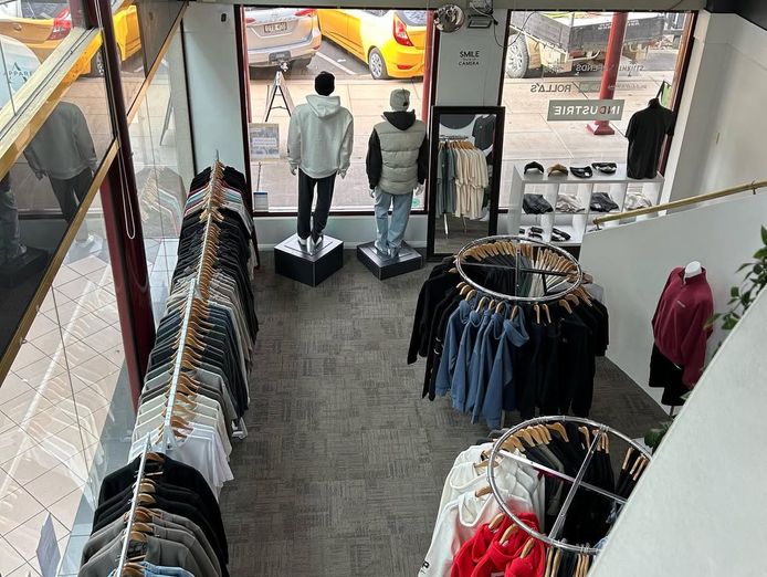 mens-clothing-store-6