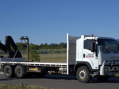 pallet-express-palletized-product-delivery-and-pick-up-service-1