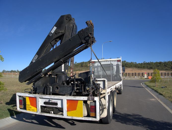 pallet-express-palletized-product-delivery-and-pick-up-service-3