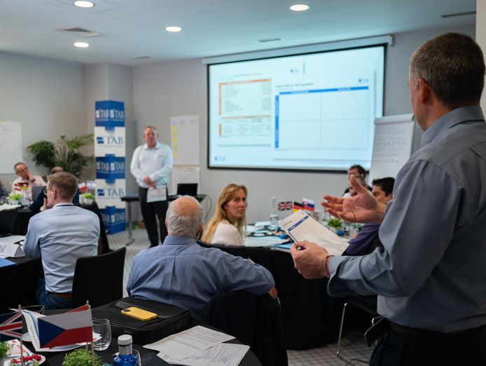 help-christchurch-business-owners-succeed-coaching-franchise-with-full-training-9