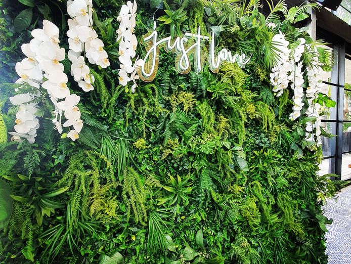 wedding-photo-booth-business-3