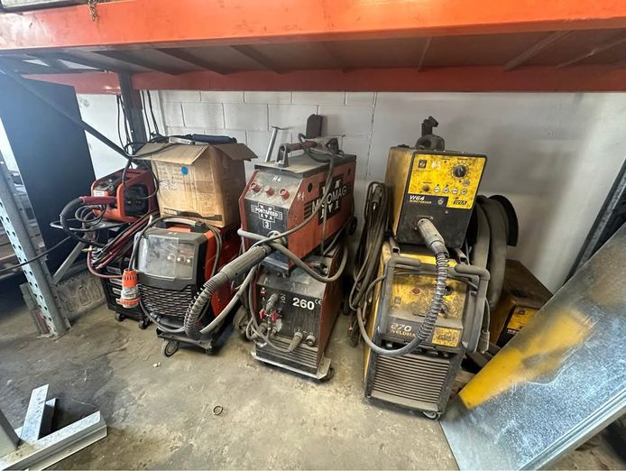 steel-fabrication-and-manufacturing-work-shop-4