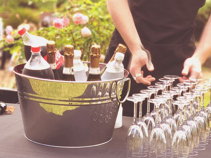 turn-key-lifestyle-business-mobile-bar-and-espresso-van-4