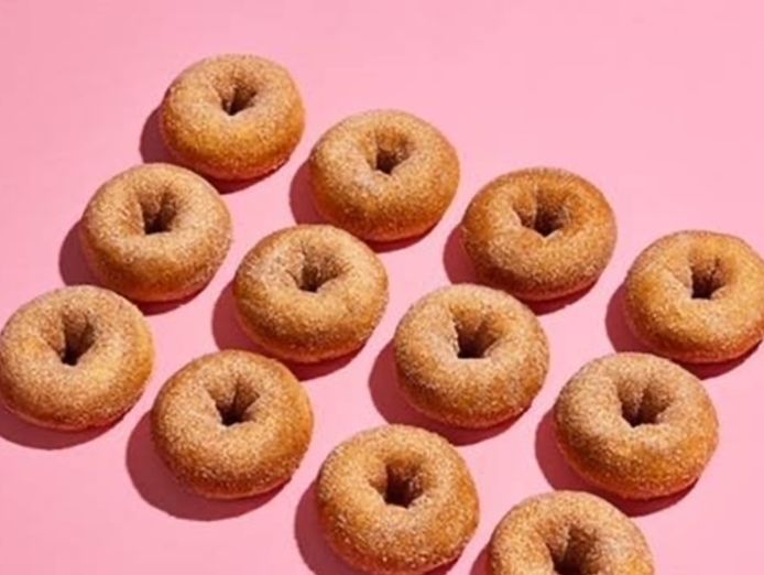 busy-coffee-donut-store-on-the-gold-coast-4
