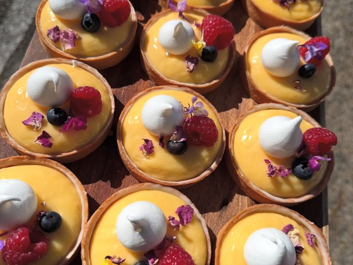 patisserie-and-coffee-shop-3