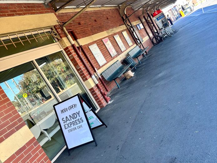sandy-express-cafe-for-sale-prime-location-self-run-business-opportunity-3