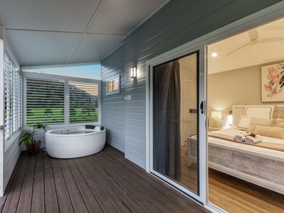 life-style-business-romantic-cabins-in-picturesque-farming-landscape-7