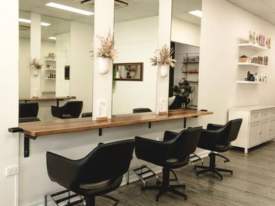 boutique-hair-salon-for-sale-1