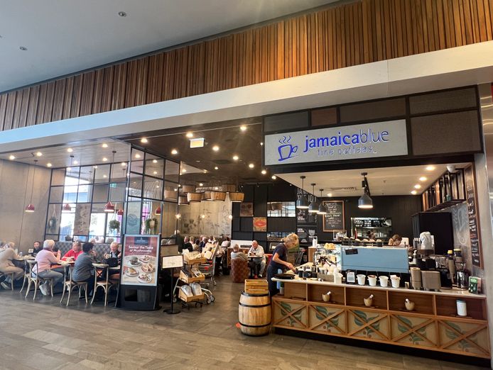 well-established-jamaica-blue-cafes-are-now-available-in-mandurah-and-halls-head-2
