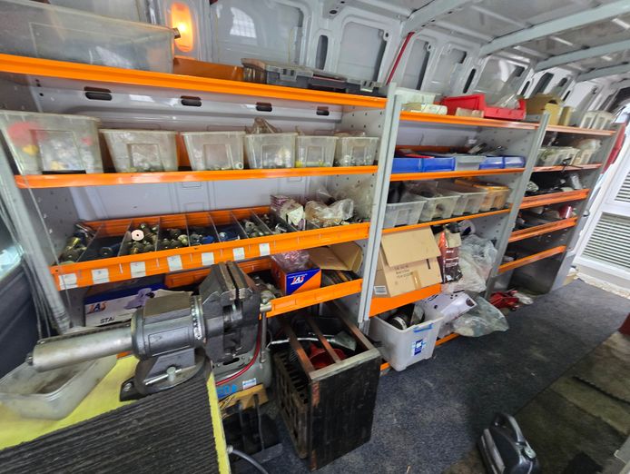 kanga-service-van-6