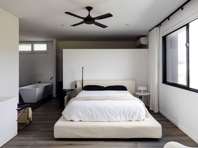coastal-holiday-property-management-business-profitable-dunsborough-wa-4