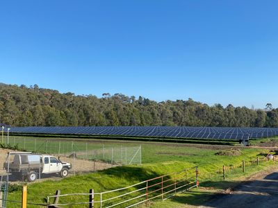 solar-battery-energy-solutions-8