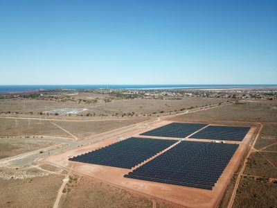 solar-battery-energy-solutions-0
