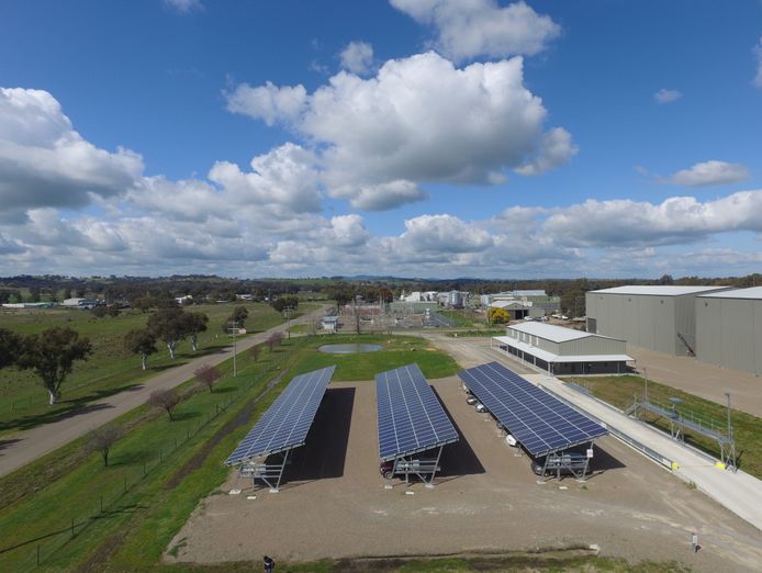 solar-battery-energy-solutions-2