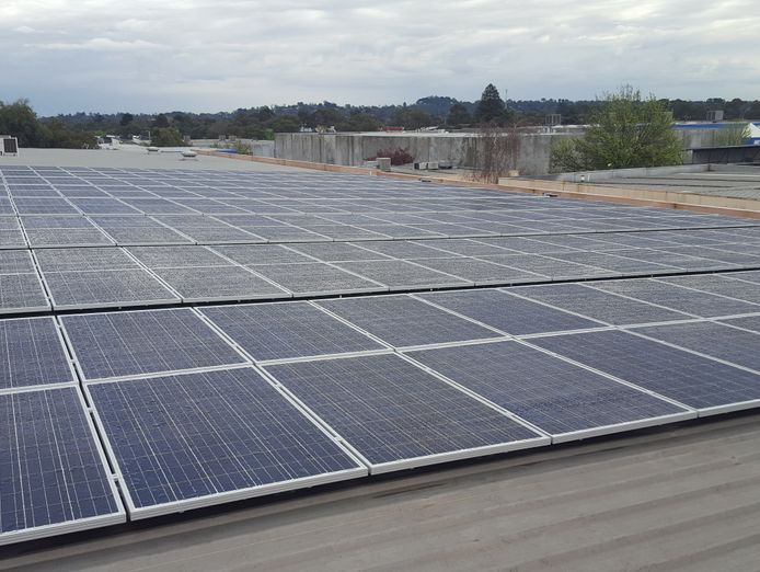 solar-battery-energy-solutions-3