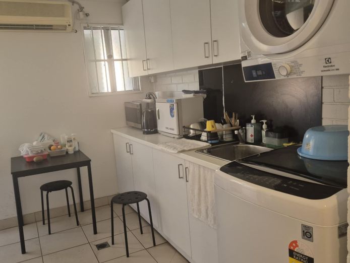 remedial-massage-business-for-sale-due-to-owners-relocation-1