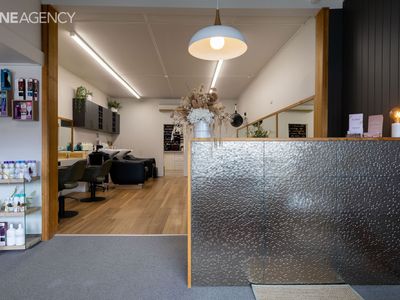 established-hair-salon-in-prime-location-3